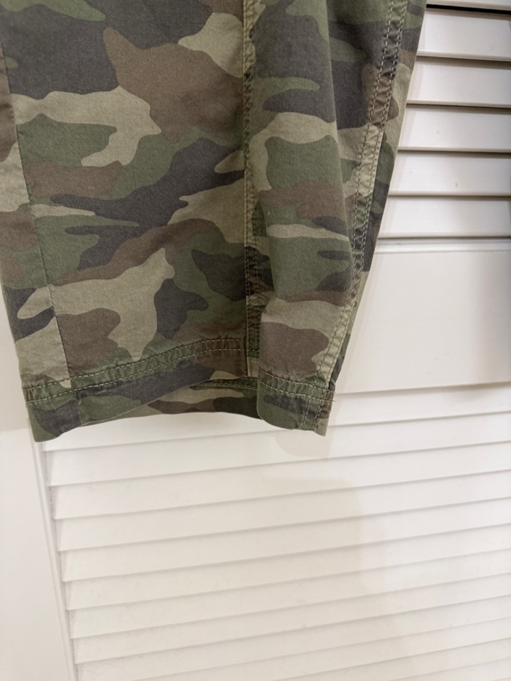 American Eagle Outfitters Camouflage Wide Leg Pants - Picture 7 of 8